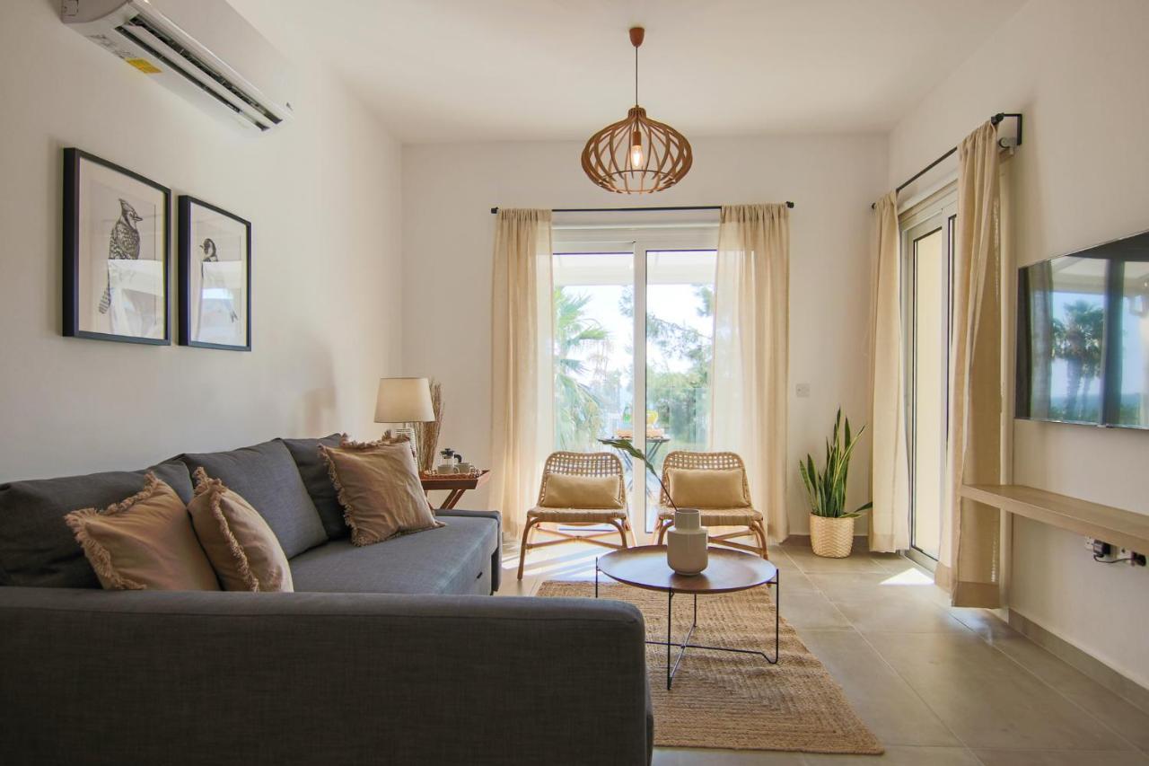 Phaedrus Living Seaview Luxury Flat Limnaria 153 Paphos Exterior foto