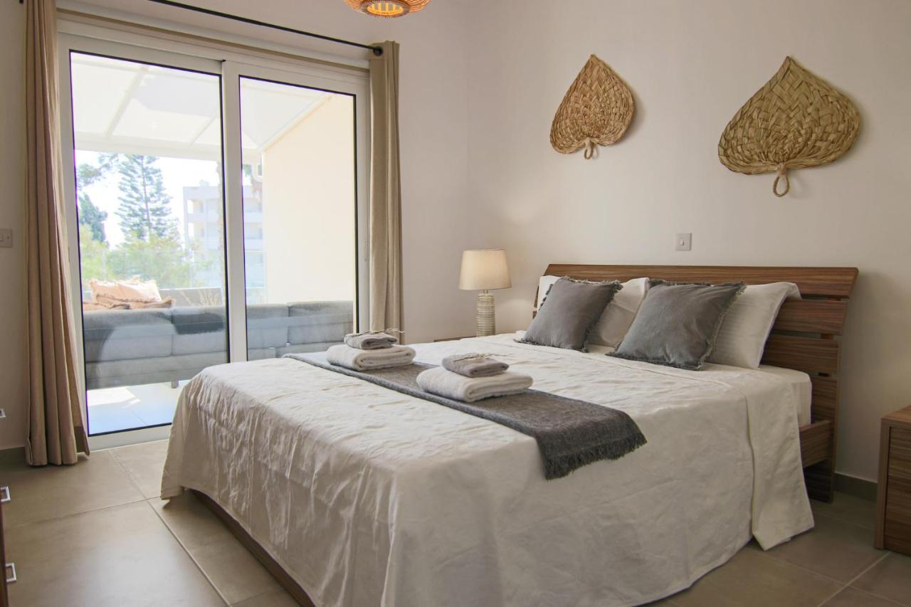 Phaedrus Living Seaview Luxury Flat Limnaria 153 Paphos Exterior foto
