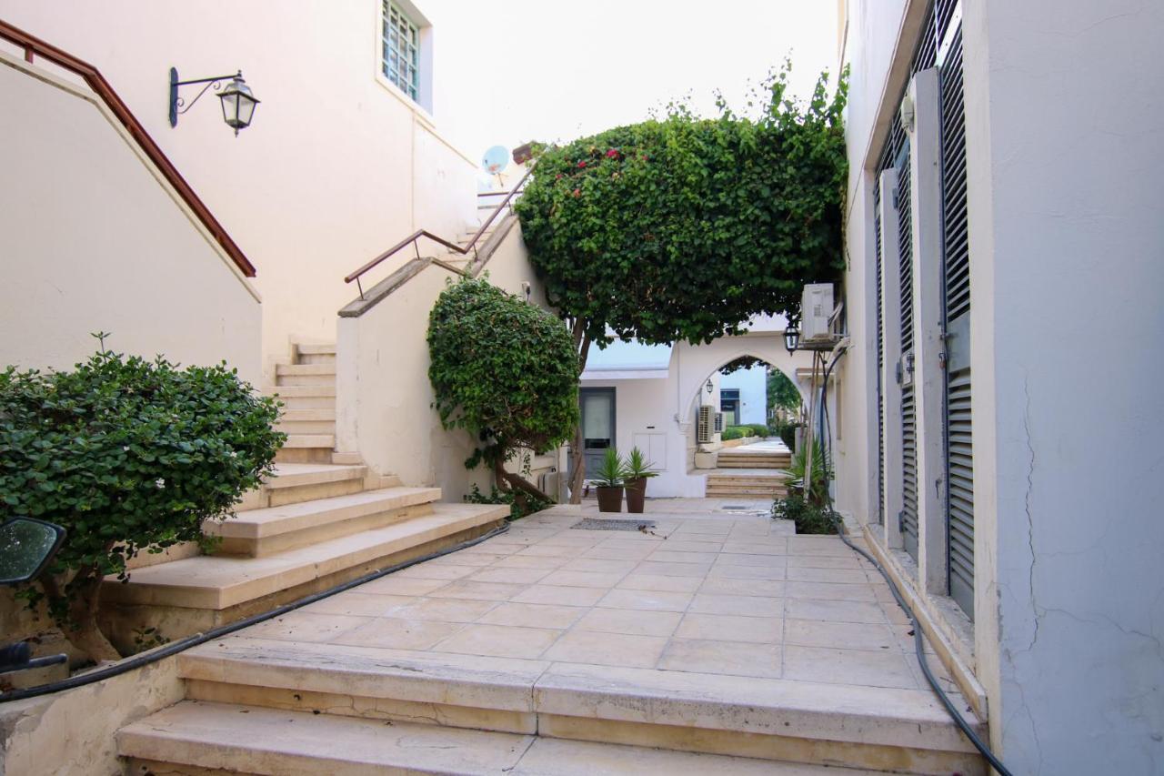 Phaedrus Living Seaview Luxury Flat Limnaria 153 Paphos Exterior foto