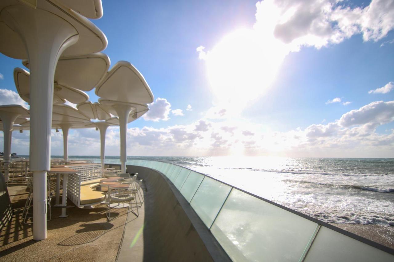 Phaedrus Living Seaview Luxury Flat Limnaria 153 Paphos Exterior foto